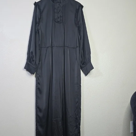 Disturbia Pintuck Rufflw Black Long Sleeve Ruffle- Jumpsuit Size 12 Belt Missing - Picture 4 of 13